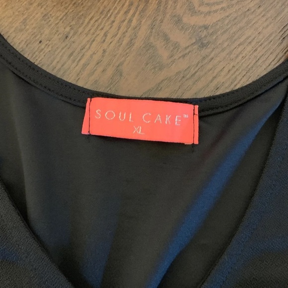 Women’s tanks - Picture 3 of 7